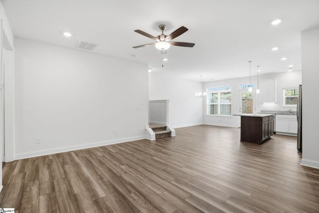 10 Camden Woods Trail, Greenville, SC 29607