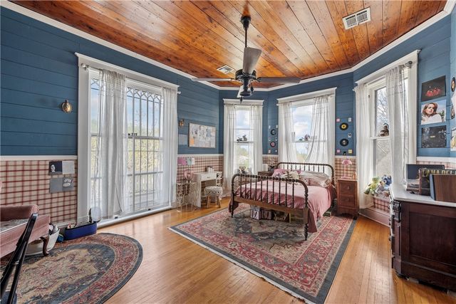 726 N 16th Street, Waco, TX 76707