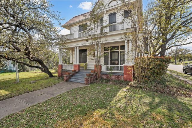 726 N 16th Street, Waco, TX 76707