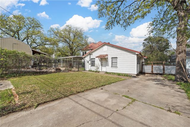 726 N 16th Street, Waco, TX 76707