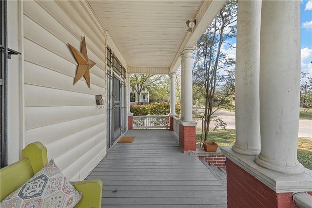 726 N 16th Street, Waco, TX 76707