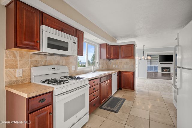 1857 E 8th Ave, Spokane, WA 99202
