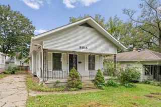 9815 E 9th Street S, Independence, MO 64053