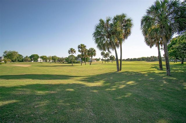 2002 Granada Drive E1, Coconut Creek, FL 33066