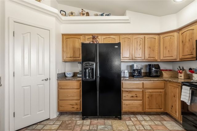 2205 E Cactus Wren Road, Kingman, AZ 86409