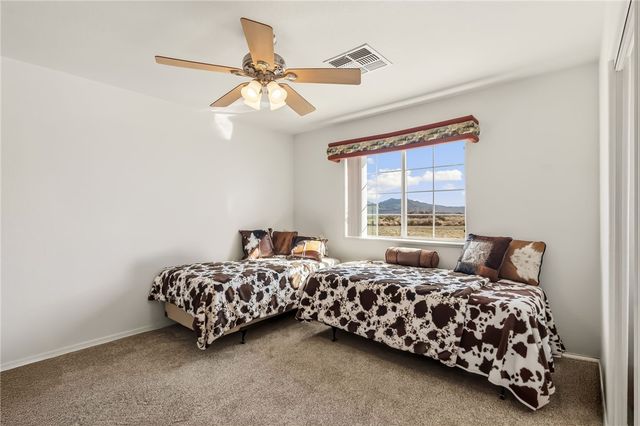 2205 E Cactus Wren Road, Kingman, AZ 86409