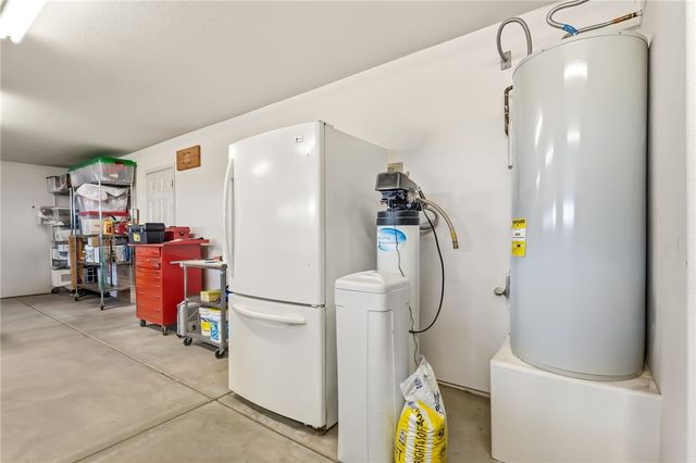 2205 E Cactus Wren Road, Kingman, AZ 86409