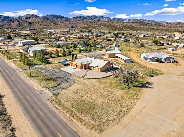 2205 E Cactus Wren Road, Kingman, AZ 86409
