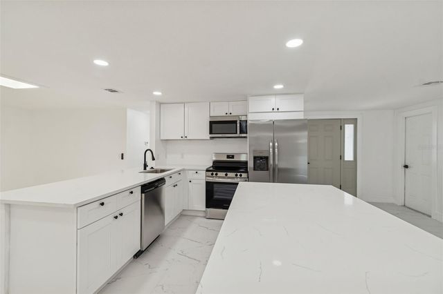 6220 KELLER DRIVE, Port Richey, FL 34668