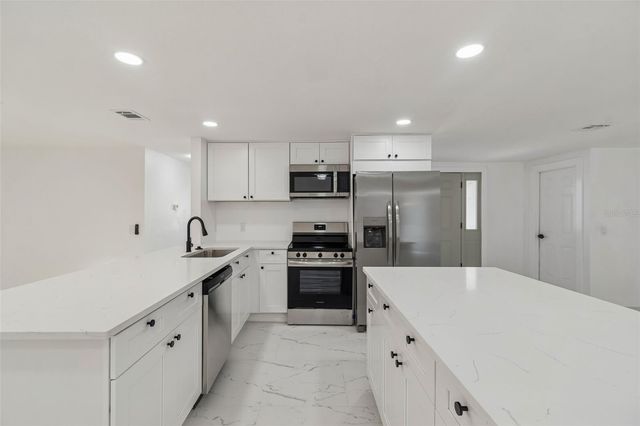 6220 KELLER DRIVE, Port Richey, FL 34668