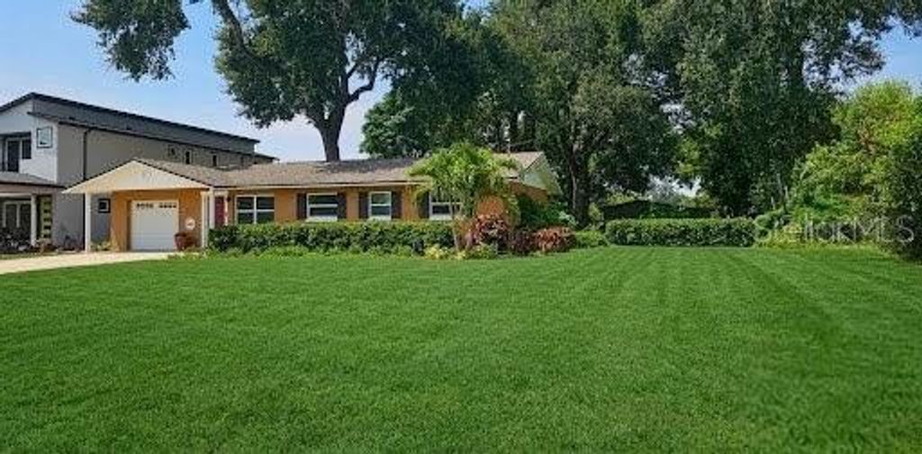 Image 14 of property listing at 1903 SIMONTON AVENUE, Orlando, FL 32806