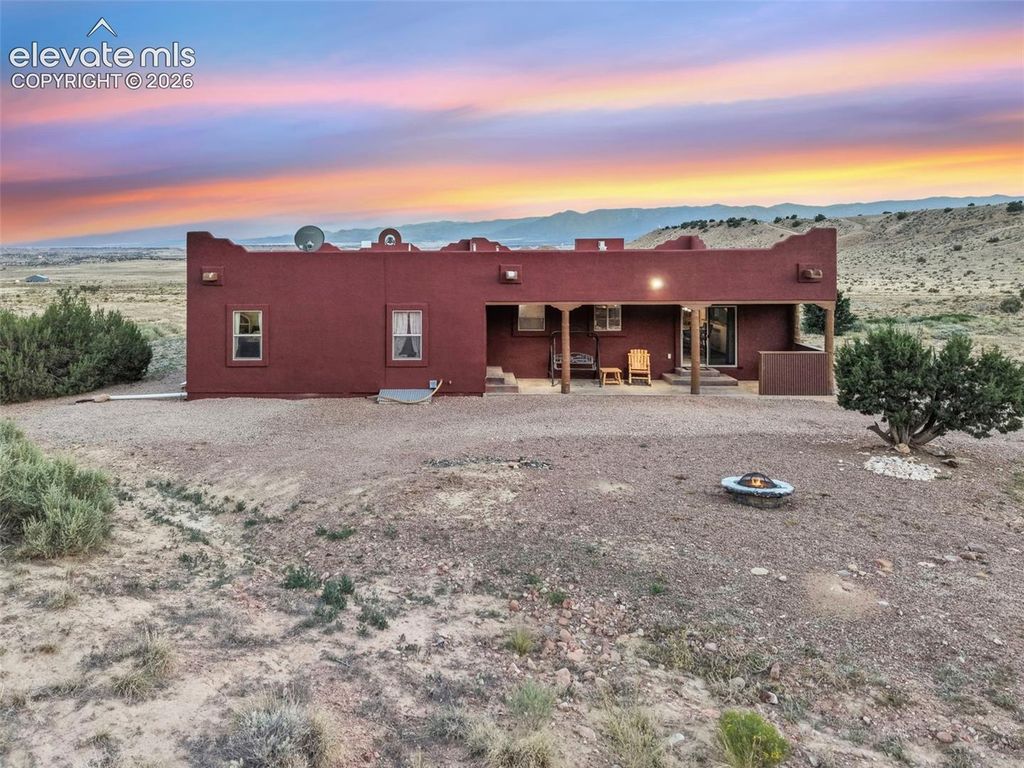 507 Van Egmond Drive, Penrose, CO 81240 — photo 4