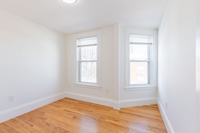 633 East 6th St 2, Boston, MA 02127