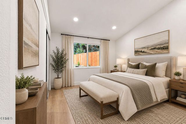 975 E Avenida De Los Arboles, Thousand Oaks, CA 91360