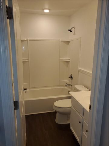 820 Corcormant LN, Chesapeake, VA 23323