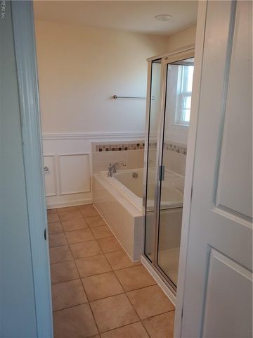 820 Corcormant LN, Chesapeake, VA 23323