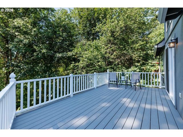 10714 Sw TUALATIN Dr, Portland, OR 97224