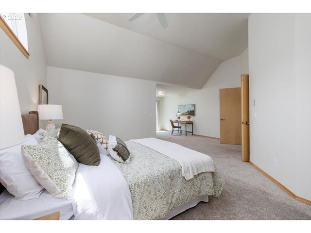 10714 Sw TUALATIN Dr, Portland, OR 97224