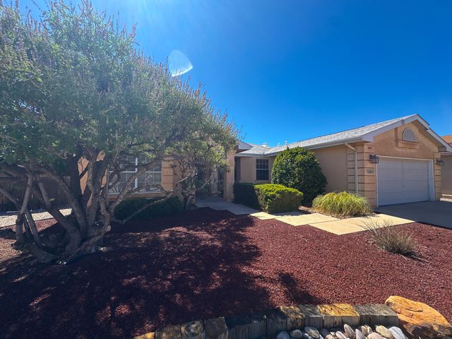 2613 Sandia Loop NE, Rio Rancho, NM 87144