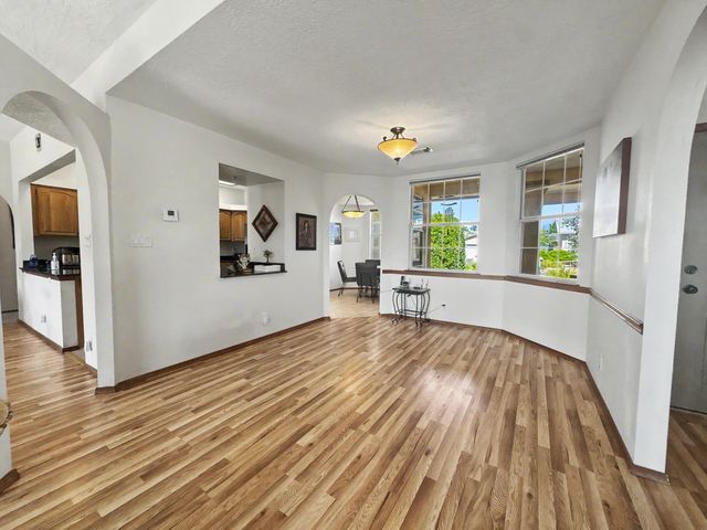 2613 Sandia Loop NE, Rio Rancho, NM 87144