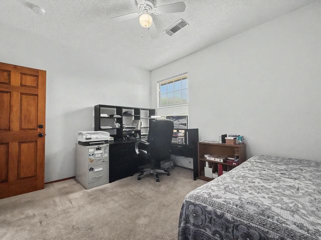 2613 Sandia Loop NE, Rio Rancho, NM 87144