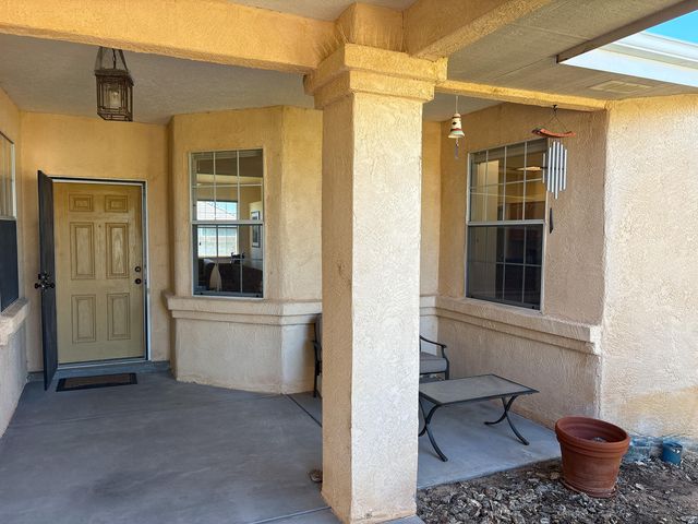 2613 Sandia Loop NE, Rio Rancho, NM 87144