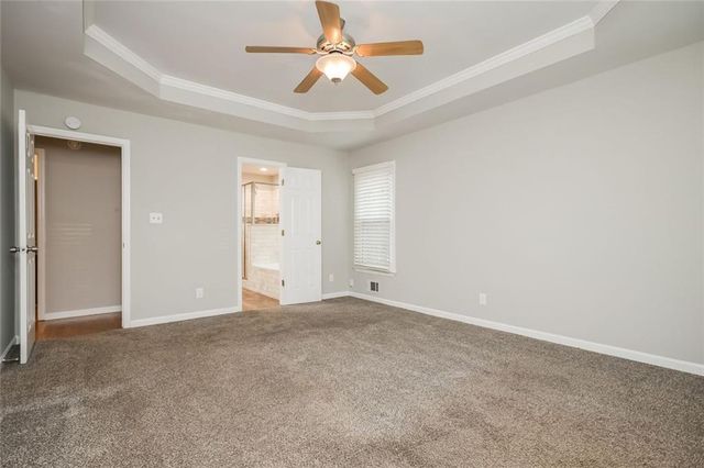 125 Green Valley Circle, Mcdonough, GA 30252