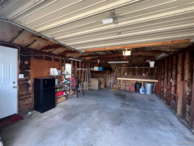 35544 Thames Street, Westland, MI 48186
