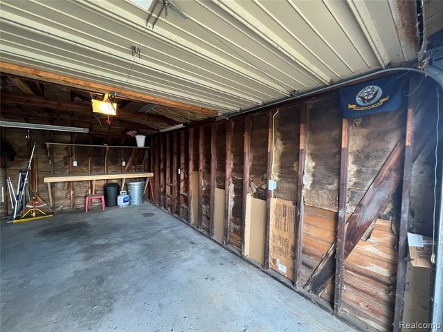 35544 Thames Street, Westland, MI 48186