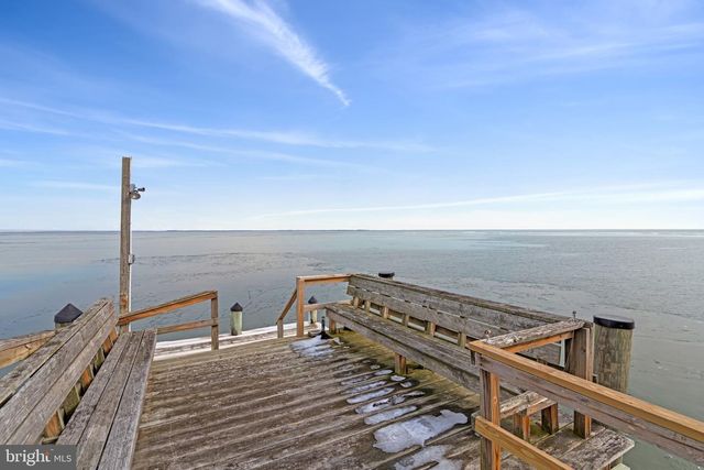 852 BAY FRONT AVE, North Beach, MD 20714
