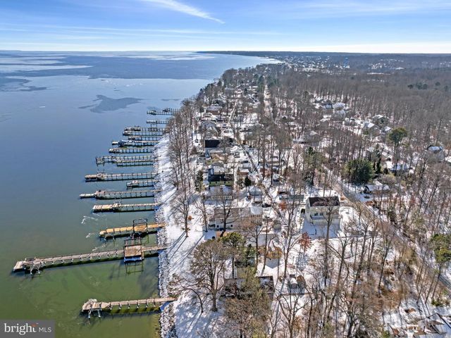 852 BAY FRONT AVE, North Beach, MD 20714