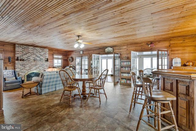 852 BAY FRONT AVE, North Beach, MD 20714