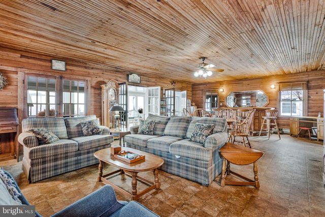 852 BAY FRONT AVE, North Beach, MD 20714