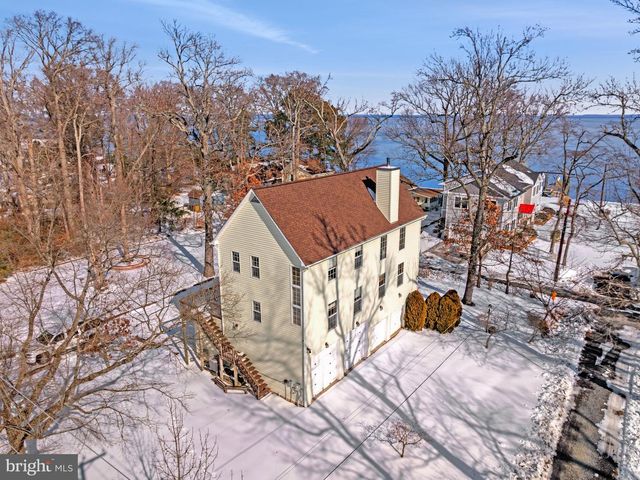 852 BAY FRONT AVE, North Beach, MD 20714