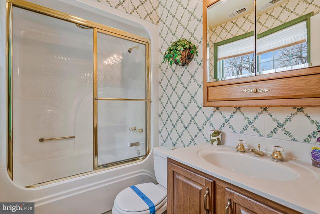 852 BAY FRONT AVE, North Beach, MD 20714