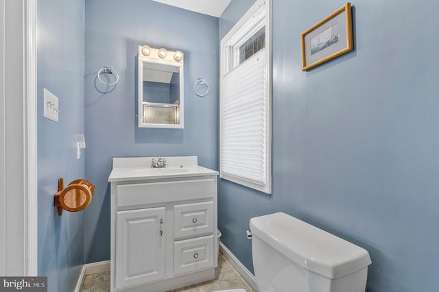 852 BAY FRONT AVE, North Beach, MD 20714