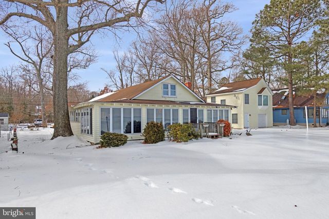 852 BAY FRONT AVE, North Beach, MD 20714