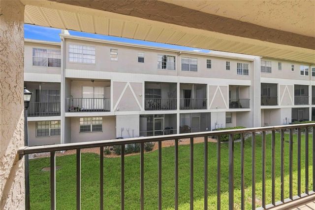 14462 REUTER STRASSE CIRCLE 607, Tampa, FL 33613