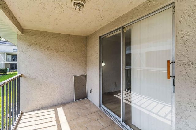 14462 REUTER STRASSE CIRCLE 607, Tampa, FL 33613