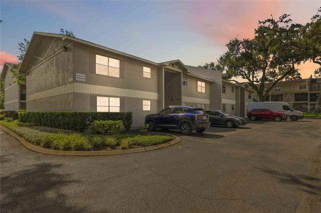14462 REUTER STRASSE CIRCLE 607, Tampa, FL 33613