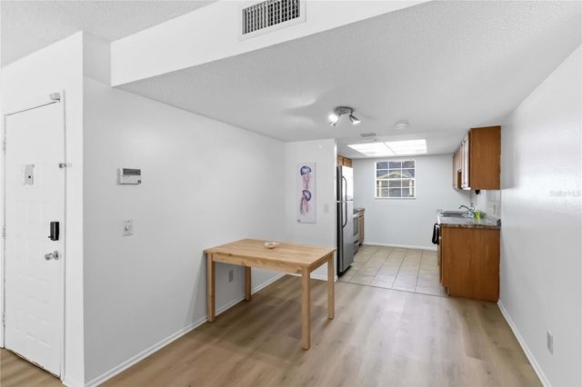 14462 REUTER STRASSE CIRCLE 607, Tampa, FL 33613