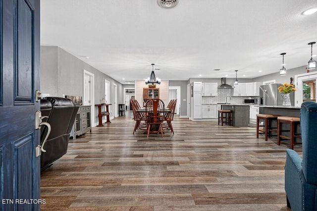 211 Arizona Lane, Walling, TN 38587
