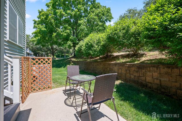 28 Sand Hill Court, Jamesburg, NJ 08831