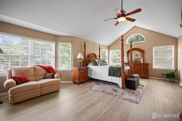 28 Sand Hill Court, Jamesburg, NJ 08831