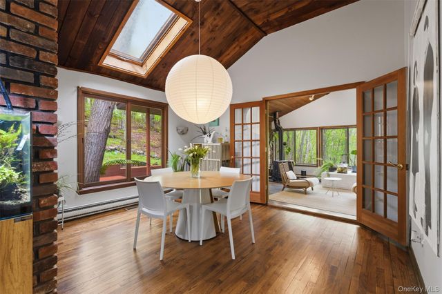 8 Upper Shad Road, Pound Ridge, NY 10576