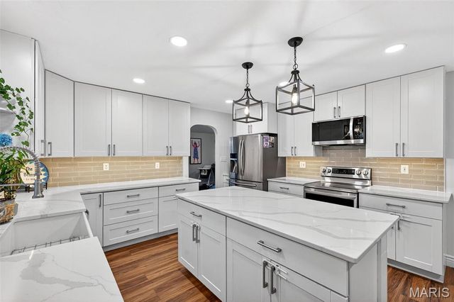 1723 Tabitite Drive, Wentzville, MO 63385