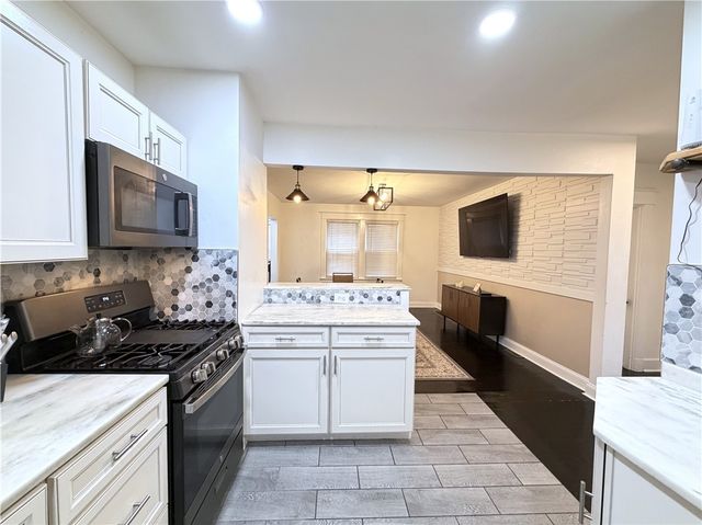 426 Ross Avenue, Wilkinsburg, PA 15221