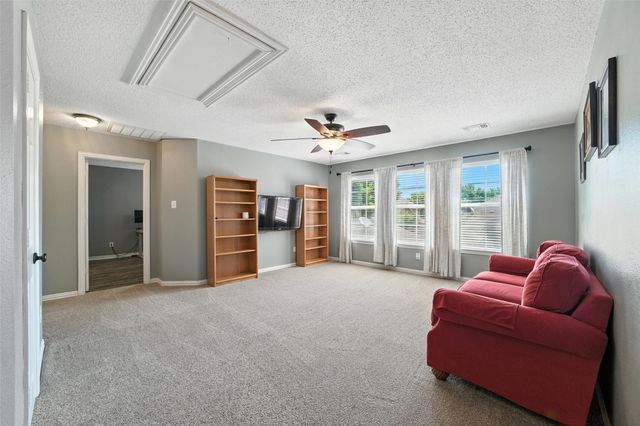 8432 Parkdale Drive, North Richland Hills, TX 76182