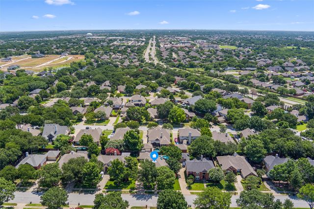 8432 Parkdale Drive, North Richland Hills, TX 76182