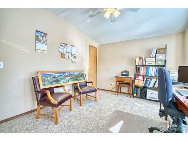 605 W 57th St 20, Loveland, CO 80538